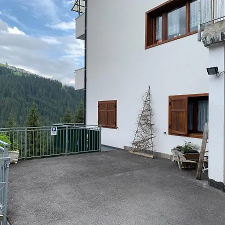 Apartment Rustico Candide