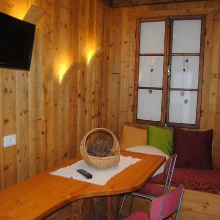 Rustico Apartament *